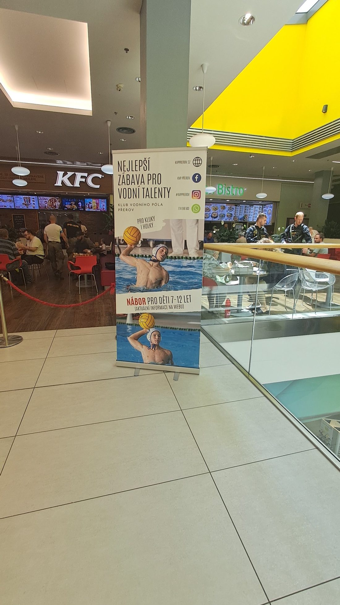 Až půjdete do Galerky, zastavte se na kus řeči k Aďovi a Fildovi😁