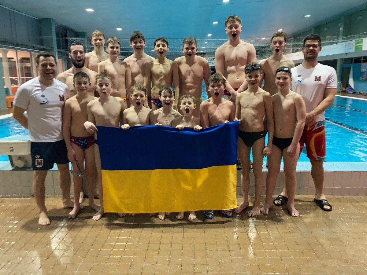 Skvělí mladší žáci vyhráli všechna víkendová utkání a vedou tabulku soutěže.